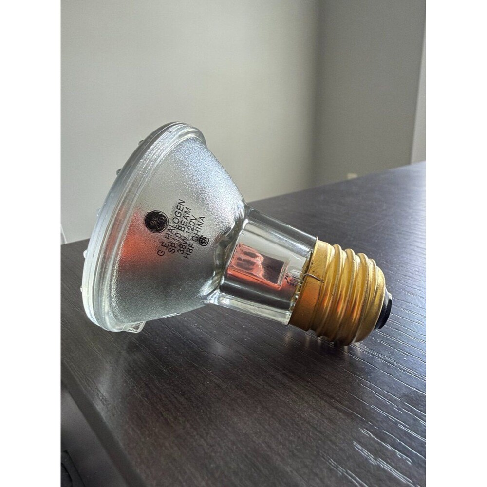 GE Lighting 38W PAR20 Indoor Spotlight Bulb 490 Lumens 10 Degree Beam New In Box